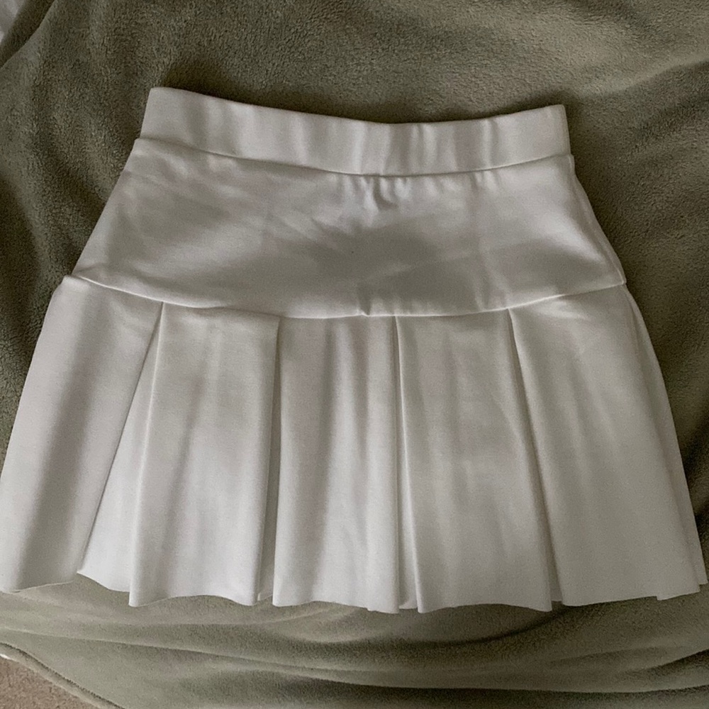 WHITE LIONESS SKATER SKIRT